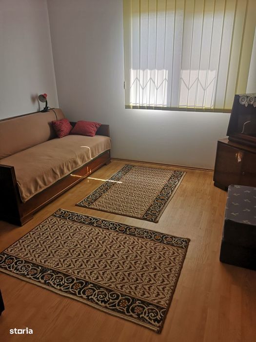 Vand casa lemn in sat Otvesti