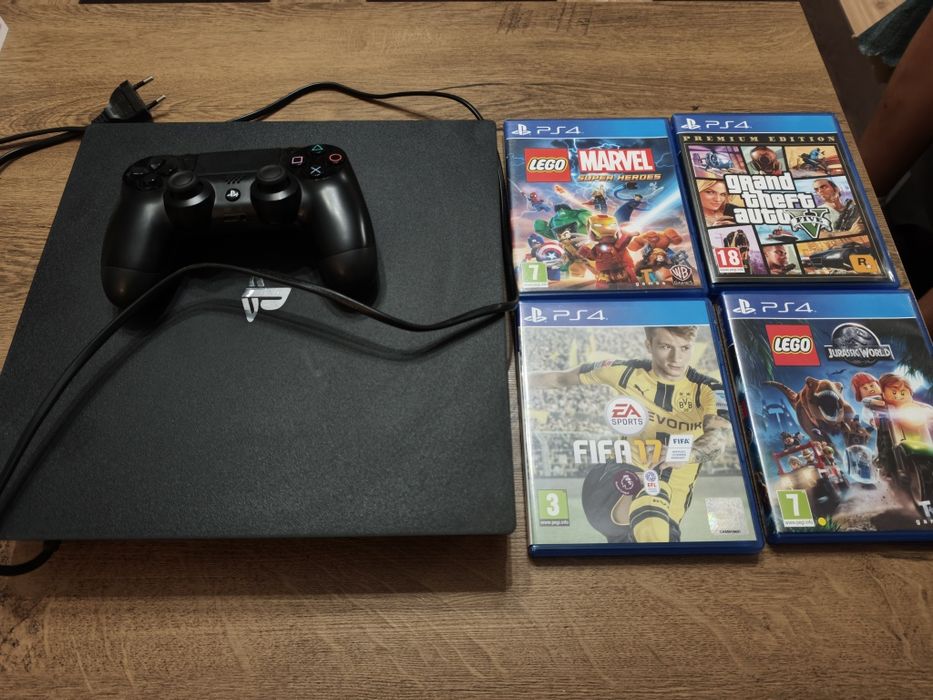 PlayStation 4 1T