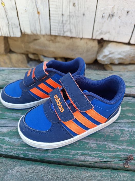Маратонки Adidas