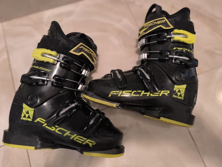 Clăpari Fischer mărimea 34 / 35 – în stare foarte bună