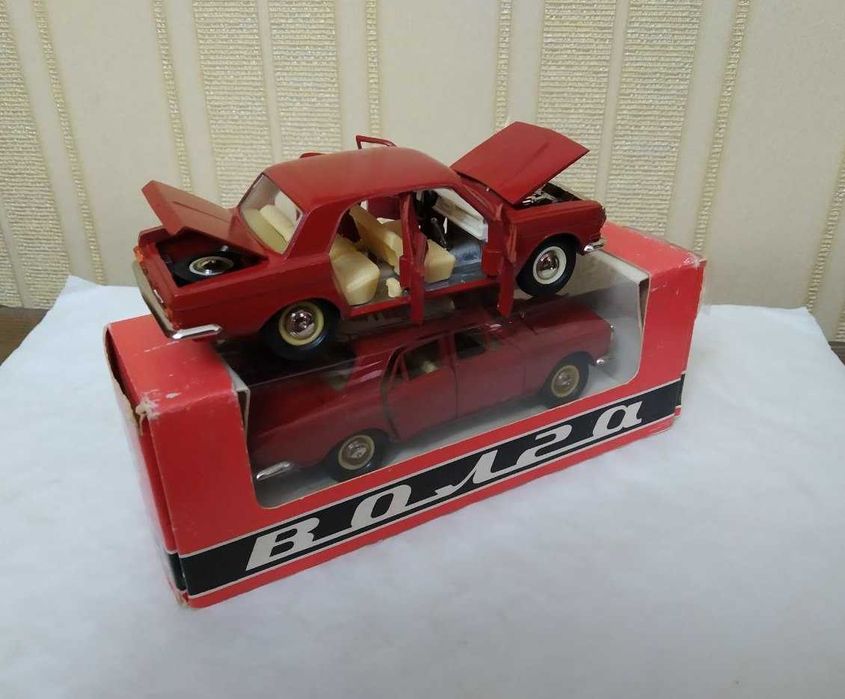 Модель "Волга" Газ-24 ( А14 ) СССР" (1:43).