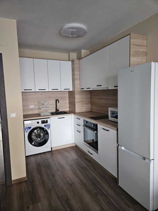 Давам под наем двустаен апартамент  !