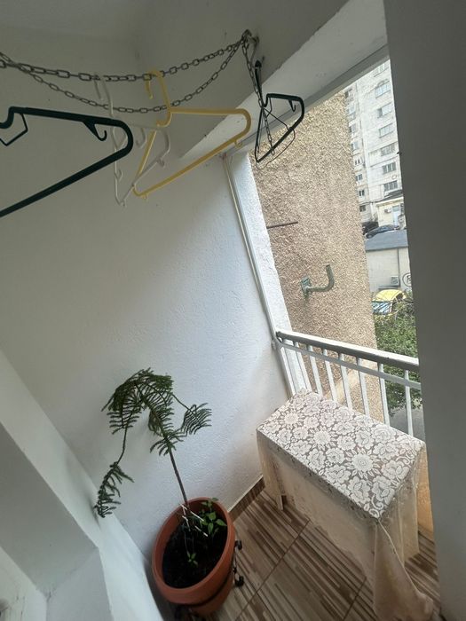Vind garsoniera in cringasi sunt propietar
