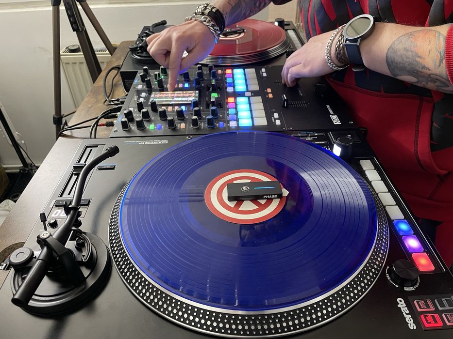 Rane Seventy Two + Case