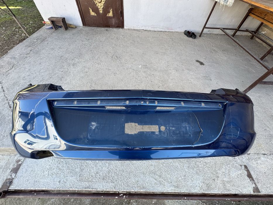 Продам задний бампер на кобальт