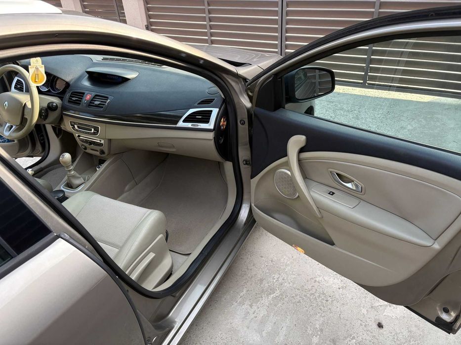 RENAULT Megane 2009 — imagine 4