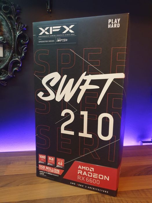 Placa video gaming AMD Radeon RX 6600