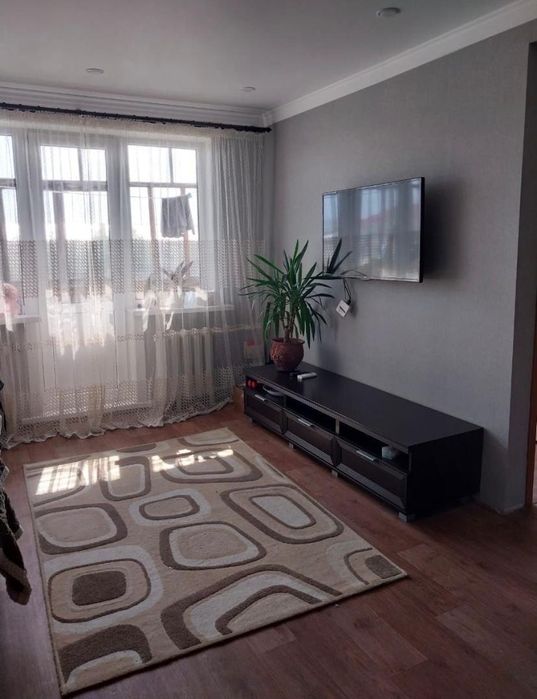 Продам 3-х комнатную квартиру район магазина Сокол.