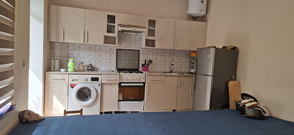 Uy sotiladi 12 sotix 2 ta darvoza