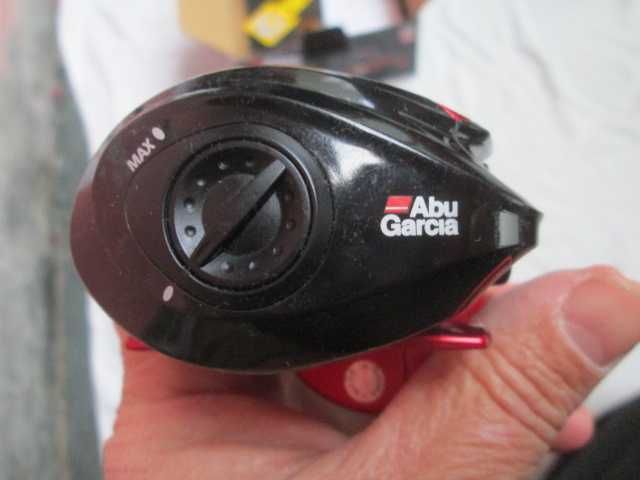 Abu Garcia REDMAX -L нова, в кутия маркова макара за риболов.