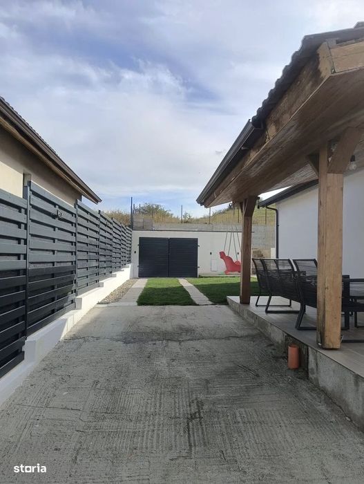 Casa individuala in Sannicoara 425 mp teren Garaj 33 mp  Pompa de cald