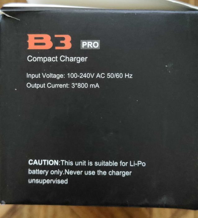 Нов дрон с камера, 4 батерии и бързо зарядно