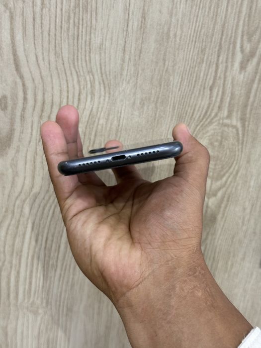 Iphone 11 sotiladi