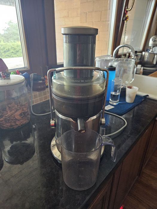 Професионална сокоизтисквачка фреш машина за твърди плодове Sage