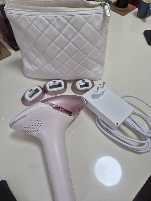 Epilator IPL Philips cu SkinAl exclusive