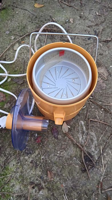 Българска центробежна сокоизстисквачка сокоизстисквачки за градината