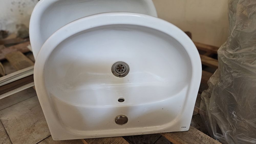 Мивки три броя в много добро състояние