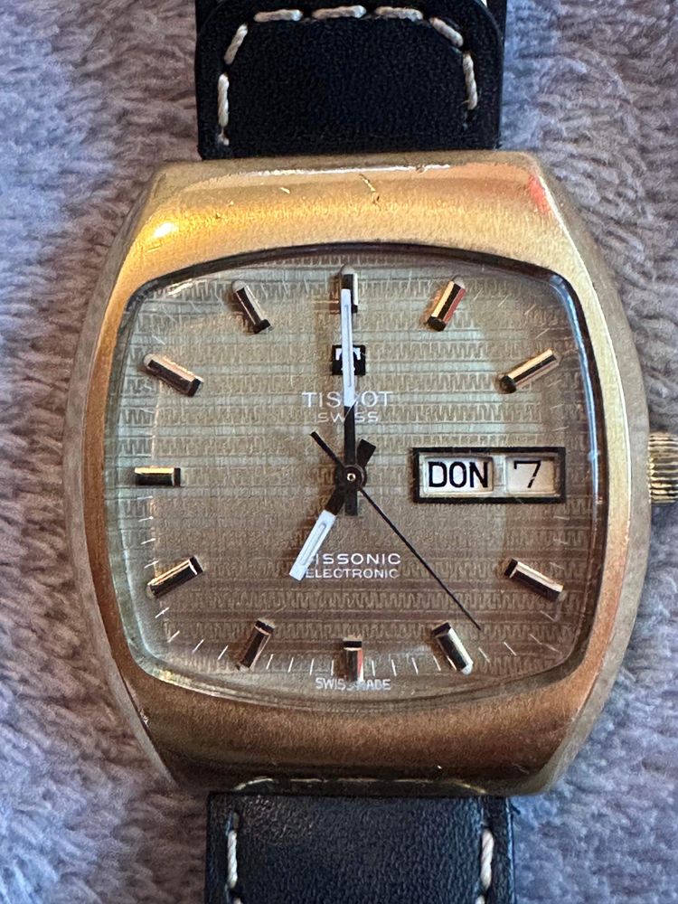 Ceas barbatesc Tissot Tissonic Piatra Neamt OLX.ro