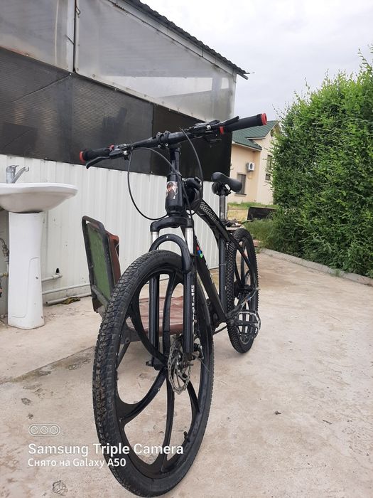 Продаю велик на ходу !