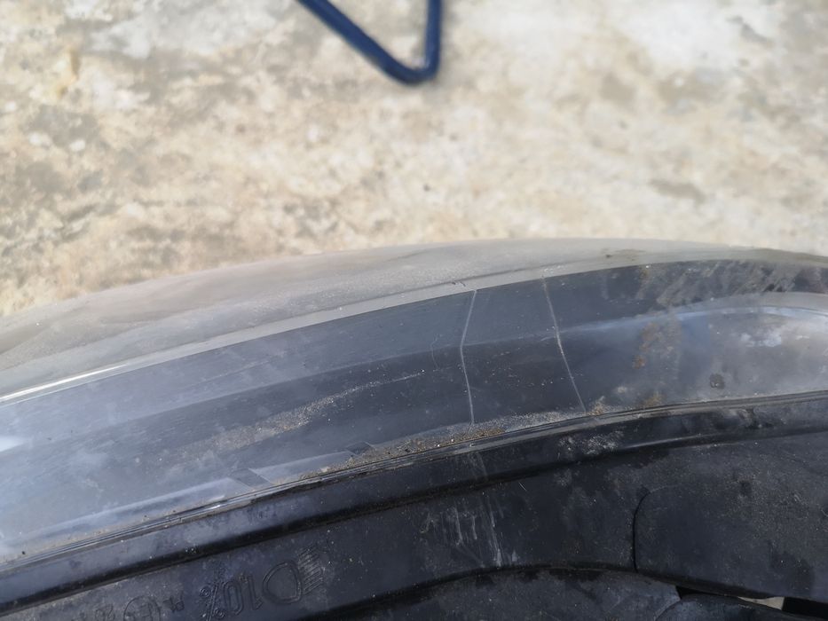 Десен фар за Сеат Алхамбра