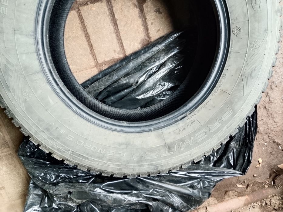 Продам Шина 265/65R17