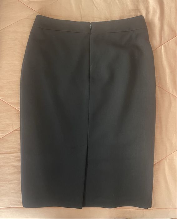 Официална черна пола