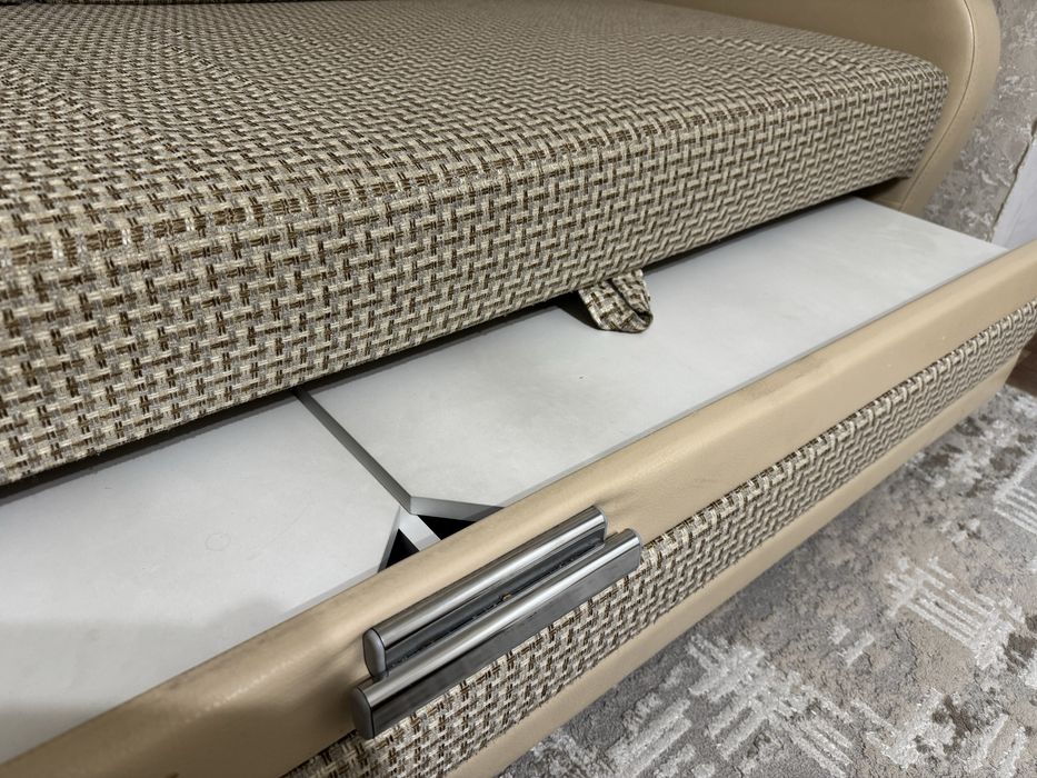 Продам польский диван