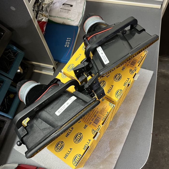 Туманки HELLA Yellow bmw e34 бмв е34