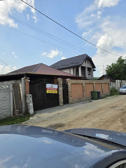 Casă 3 camere Ștefăneștii de Jos | 96 mp utili | Teren 298 mp | 85.000 €