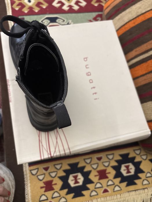 Ботинки фирменные Bugatti, 39