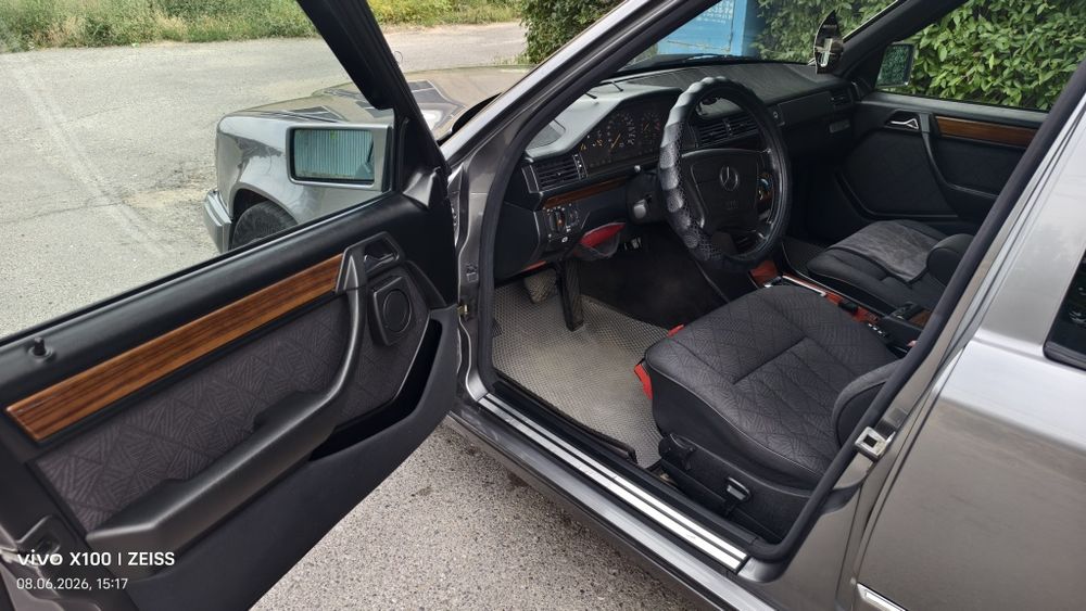 Мерседес w124E 3.2