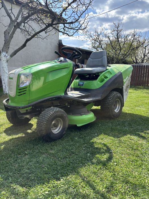 Tractoras de tuns iarba viking