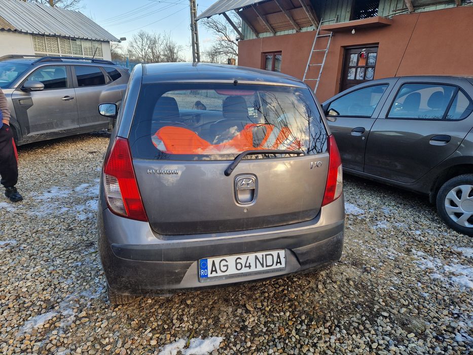Hyundai i10 benzina