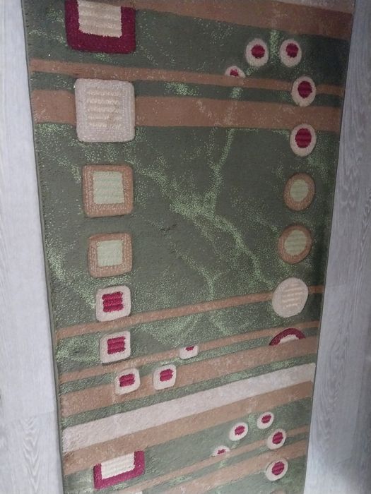 Продам ковровую дорожку