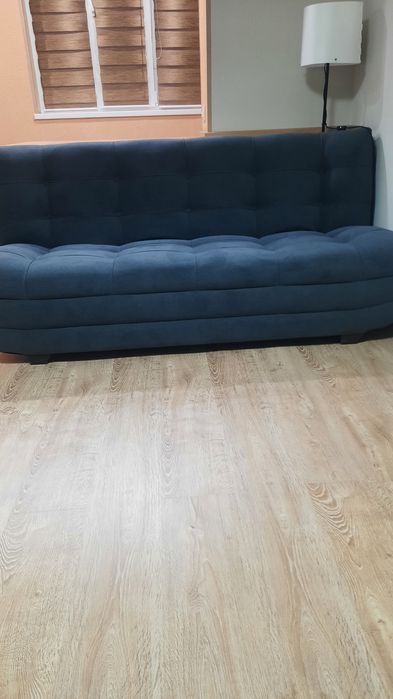 Диван, новый ! Серый велюр.