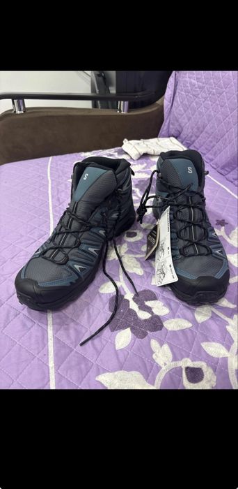 Bocanci de drumetie gore tex