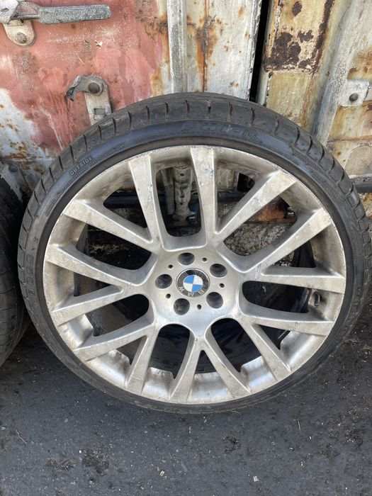 Диски на BMW Разнаширокы