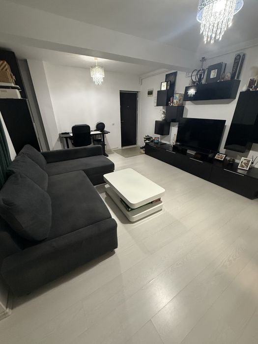 Apartament 2 camere - Curte proprie - Metrou Dimitrie Leonida