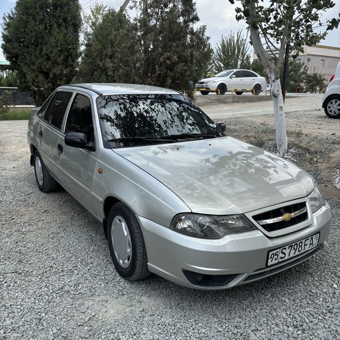 Neksiya 2 1,6 luks