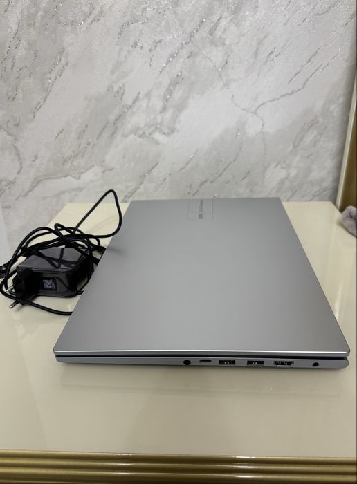 Ноутбук asus vivobook