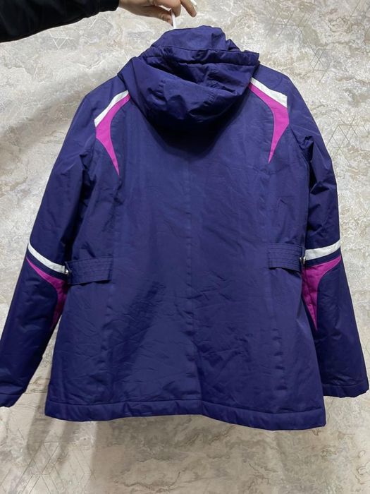 Продам куртку ….