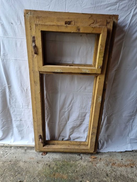 vand geamuri lemn fara sticla