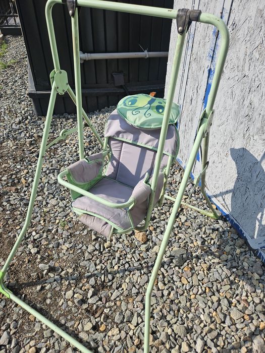 Продам детскую качелю
