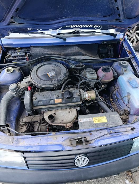 Volkswagen polo на части (цяла)