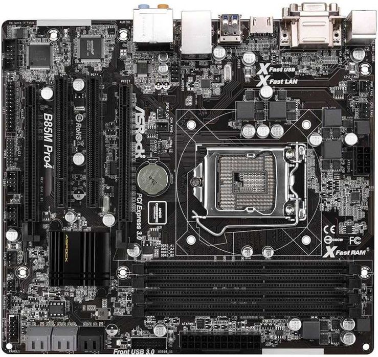 Sistem PC Carcasa ATX Aerocool BattleHawk Placa ASROCK B85M PRO4 1150 Memorie 8GB Ddr3 Procesor Intel Core i7-4770