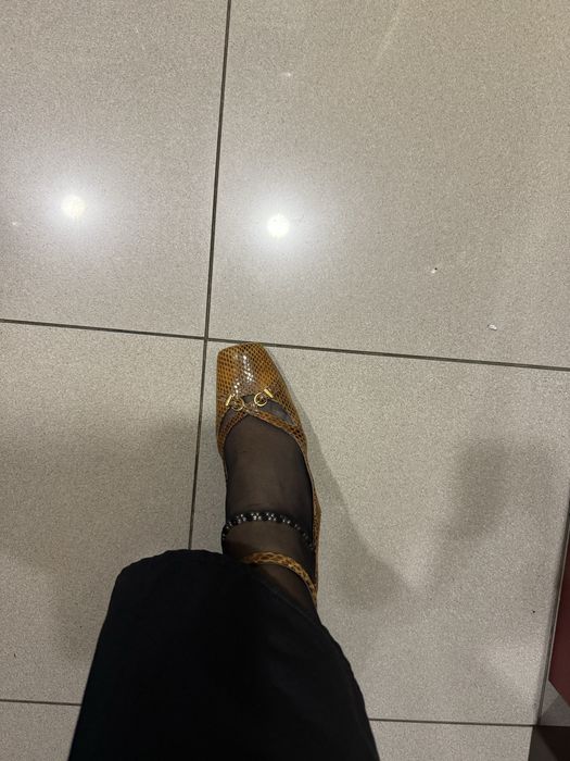 Туфли новые кожа в лазерной обработке . 38 размер