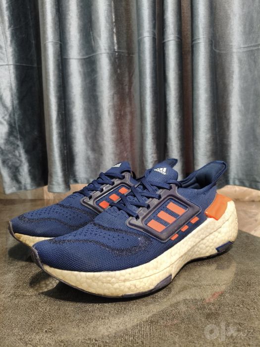 Оригинальные кроссовки Adidas