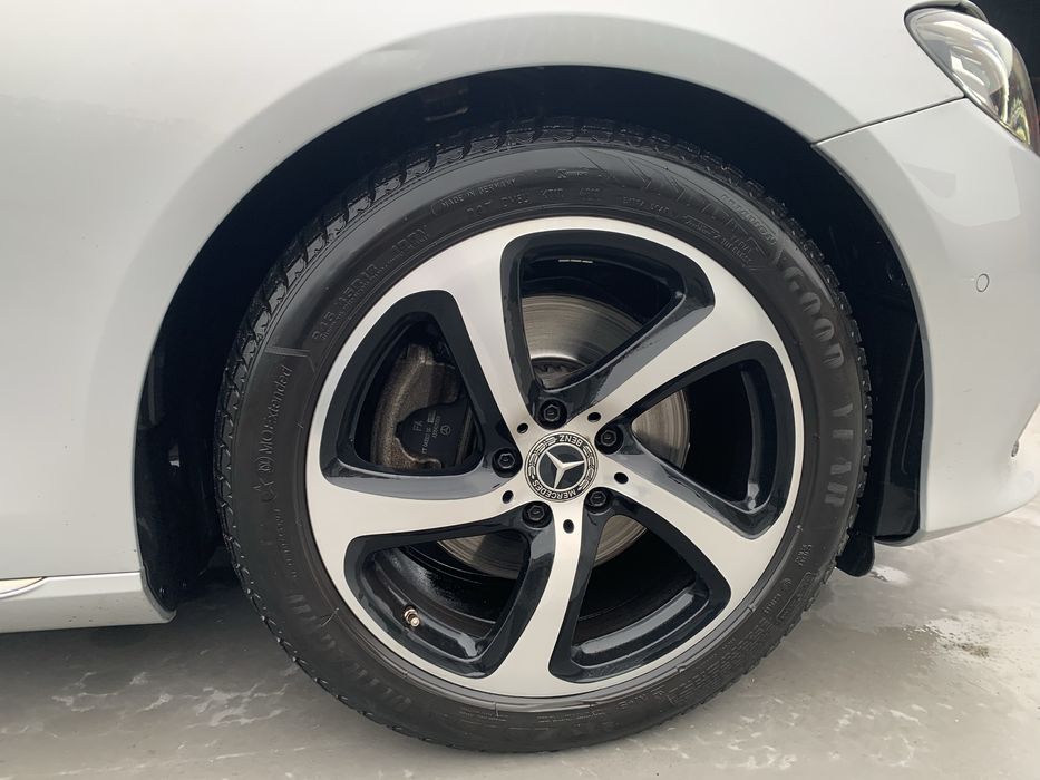 De vanzare 4 jante cu cauciucuri