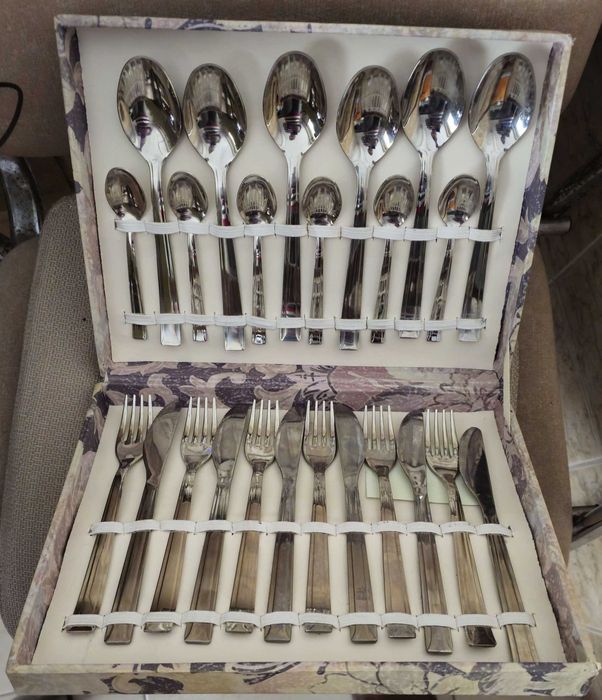 Set tacamuri inox Lamart - 24 buc