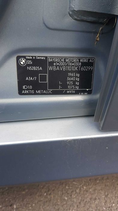 Vand bmw seria 3 e90  325i automat